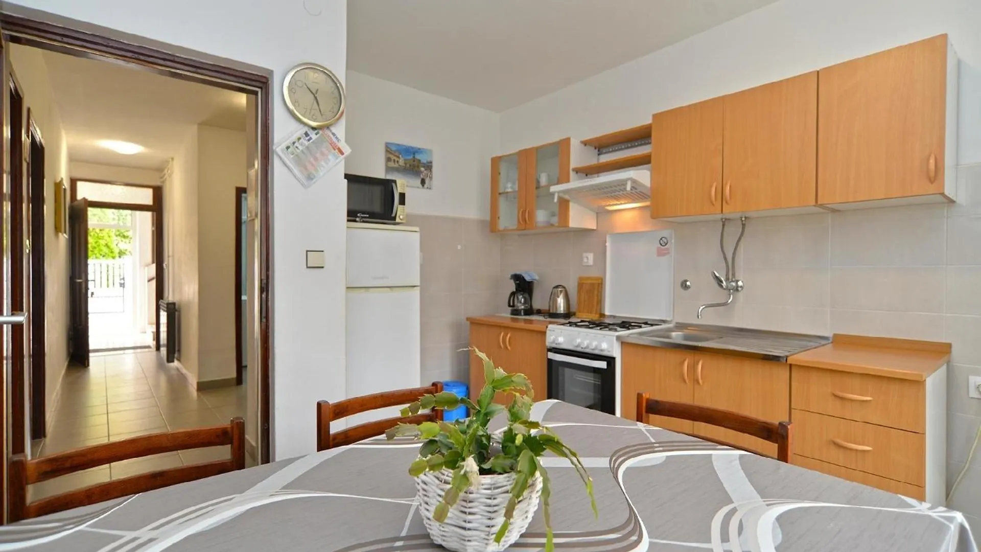 Apartment Ferienwohnung Fuer 6 Personen Ca 75 Qm In Medulin, Istrien Suedkueste Von Istrien